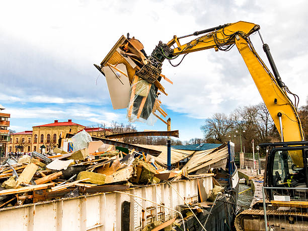 Best Garage Cleanout Services  in Waldo, FL